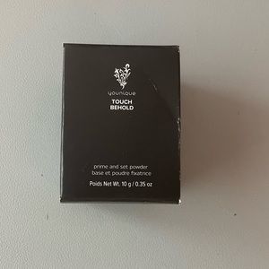 Younique Prime and Set Powder